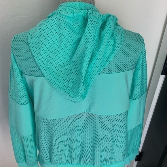 lorna Jane Mesh Hoodie - Picture 3 of 5